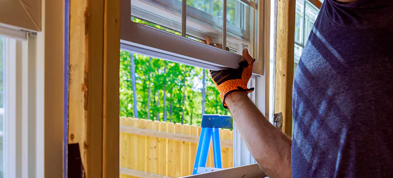 >Bay Window Curtain Rail Track in Kendall, FL